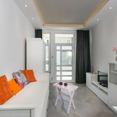 Apartament Orchid *